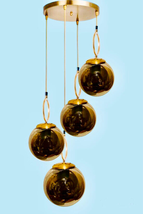 Hanglamp smokey/gold ballen