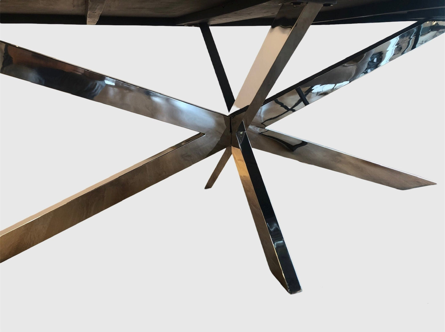 Wit/crème marmeren eetkamertafel zilver