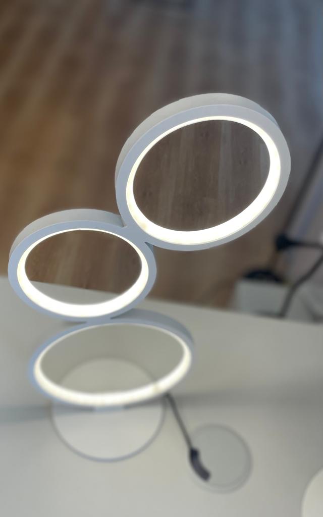 Tafel lamp wit