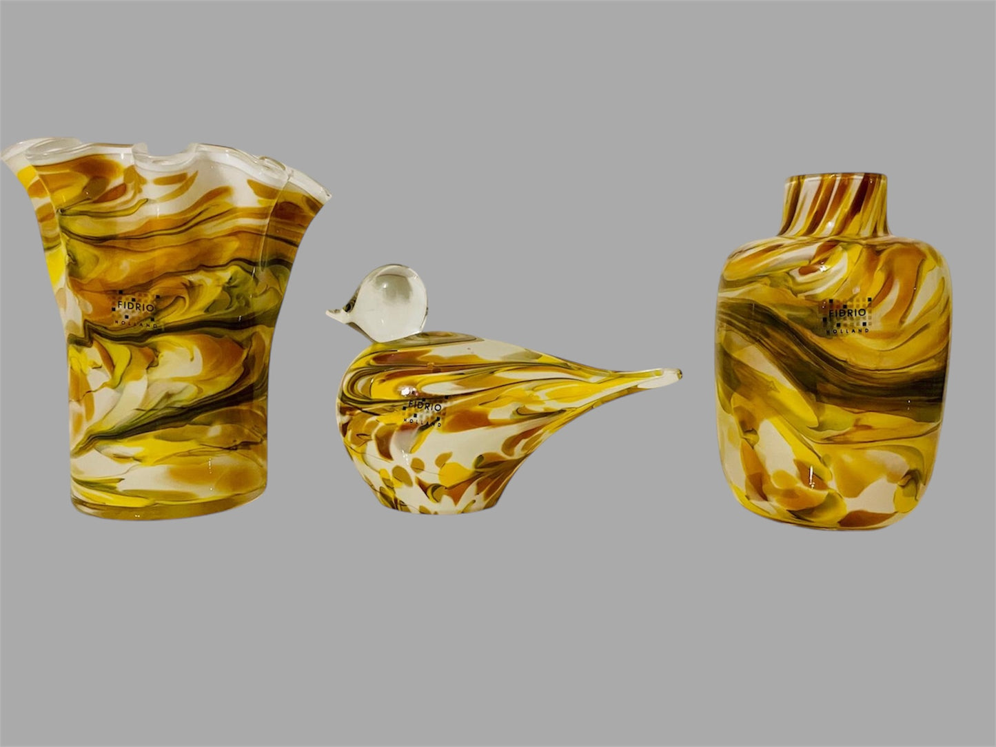 Fidro design beeld Birdy smaal - Fidrio Mustard -glas, mondgeblazen diameter 8 cm,hoogte 12,5 cm,lengte 19 cm