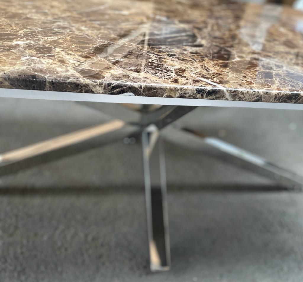 Marmeren bruin salontafel vierkant