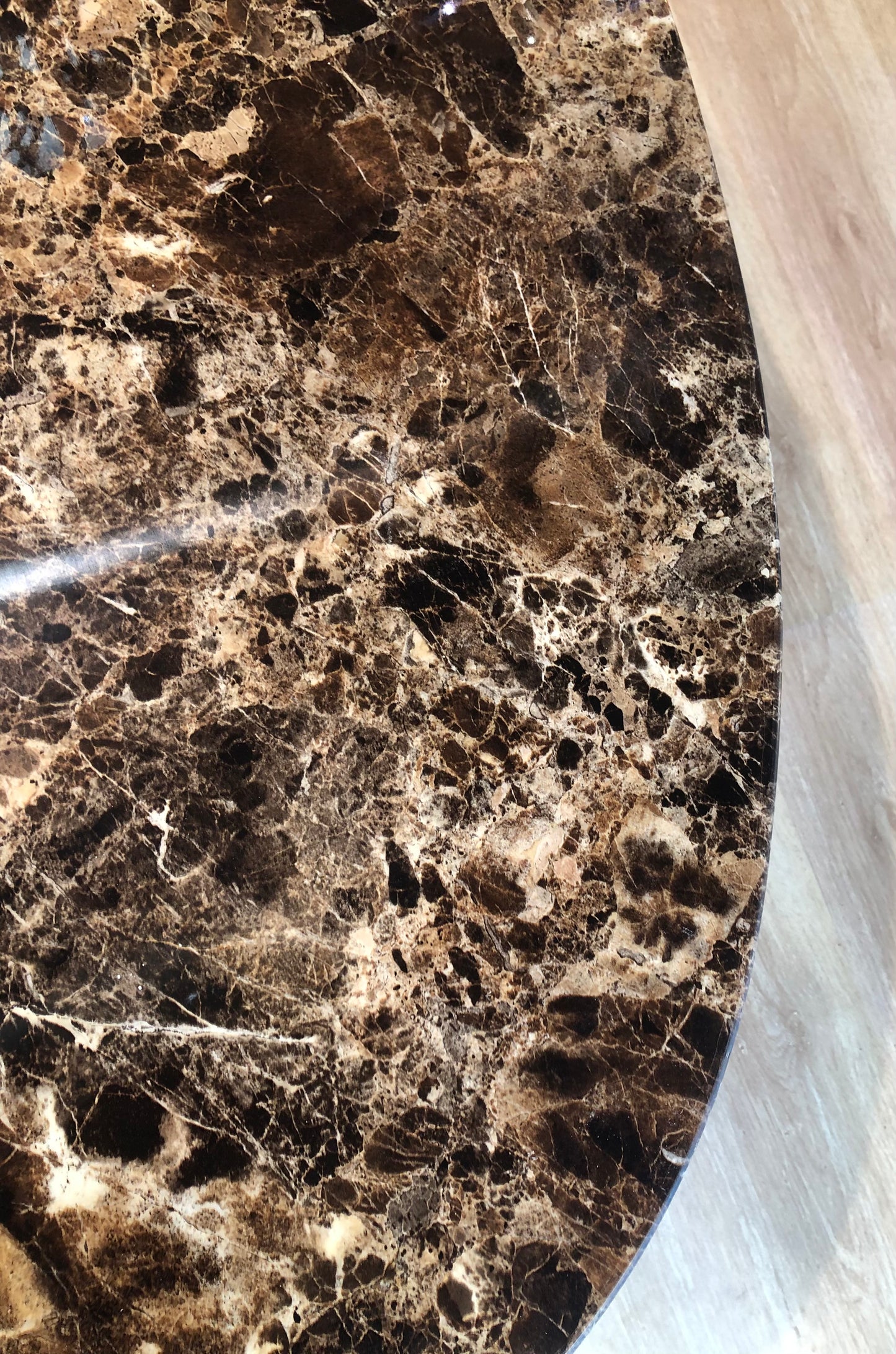 Bruin marmeren salontafel ovaal