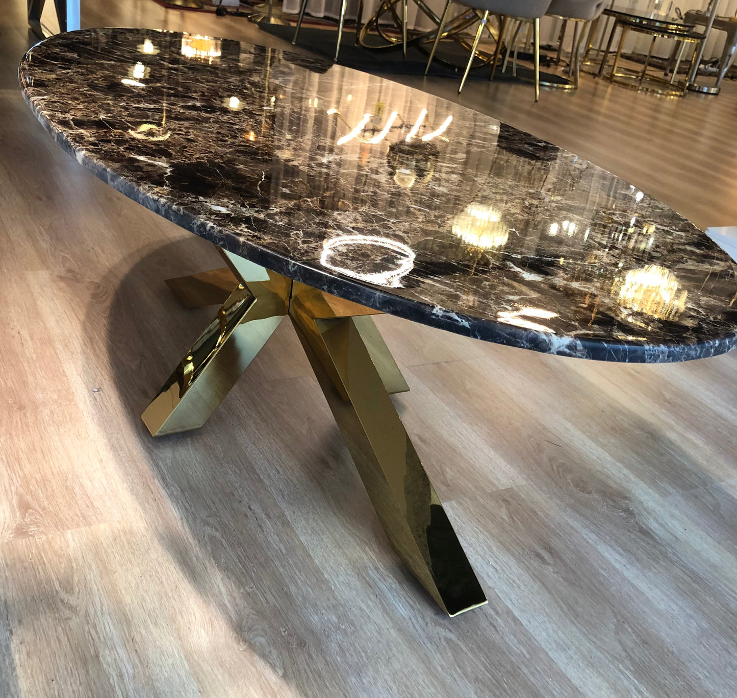 Bruin marmeren salontafel ovaal