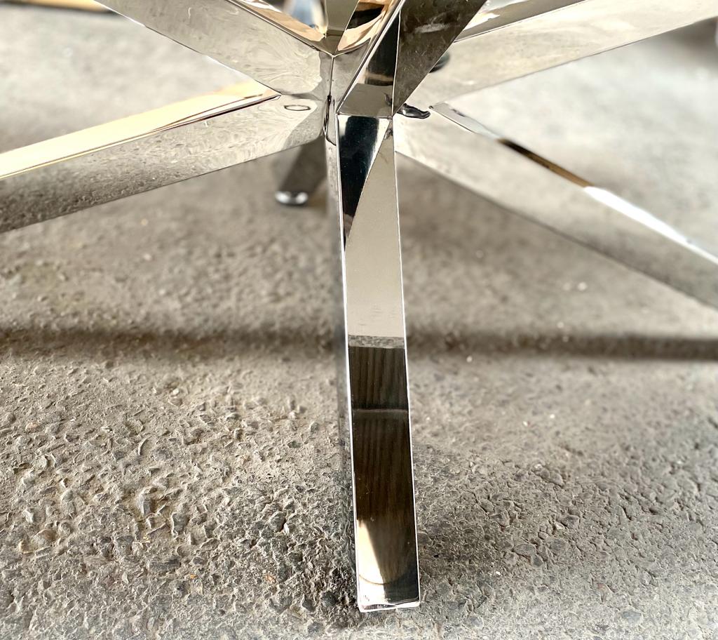Marmeren bruin eetkamertafel vierkant zilver