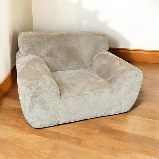 XXL LAIZY CHAIR FLUFFY STOF TAUPE L126CM X B102CM X H79CM bij Huis77 Tomasian