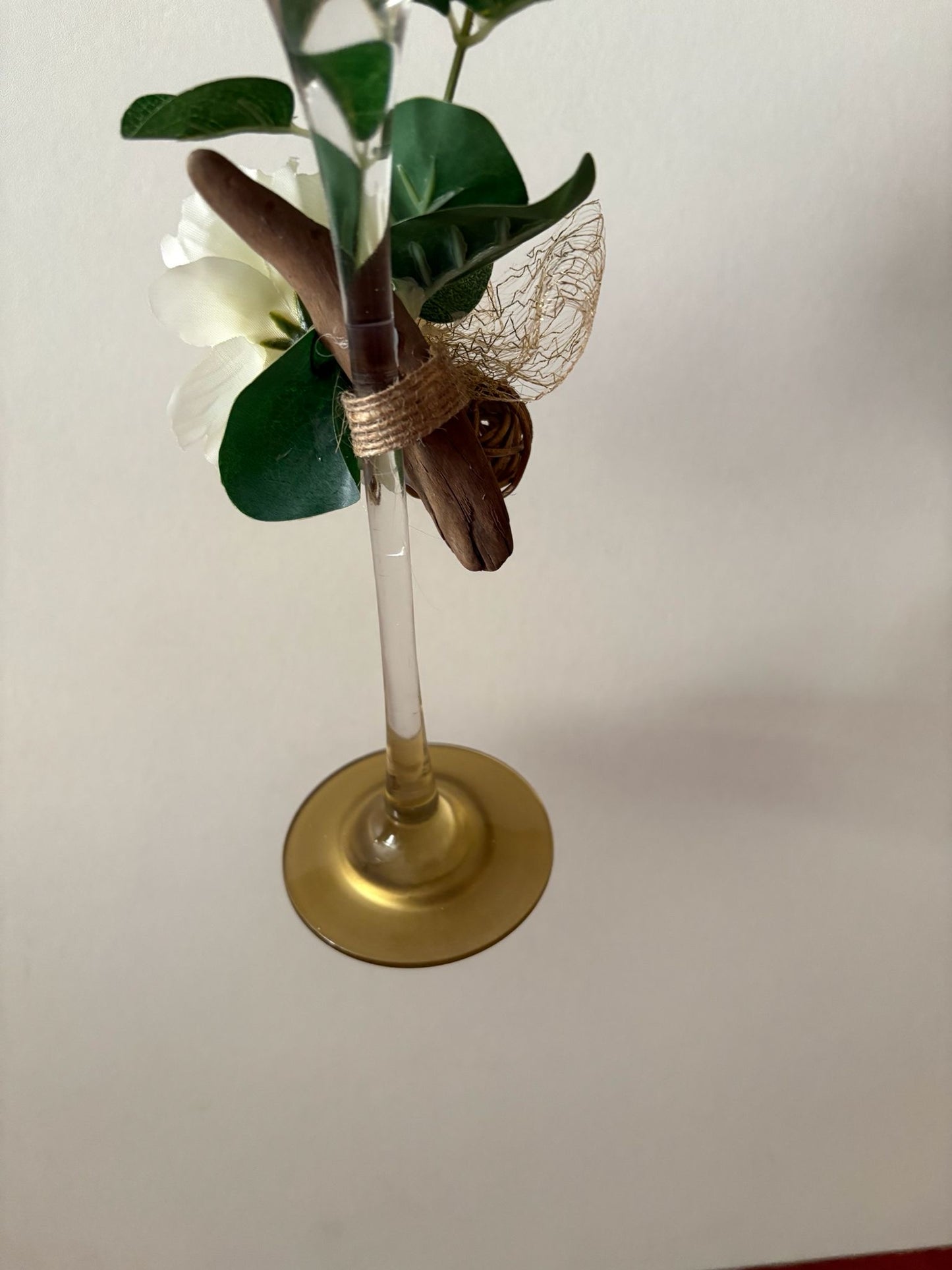 Glazen theelicht houder met decoratieve versieringen