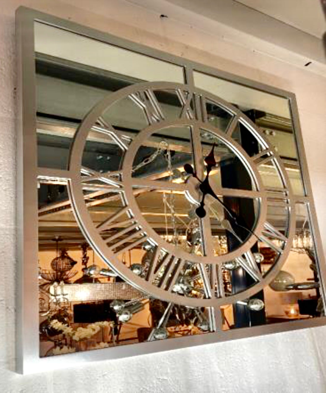 Mirror wandklok zilver