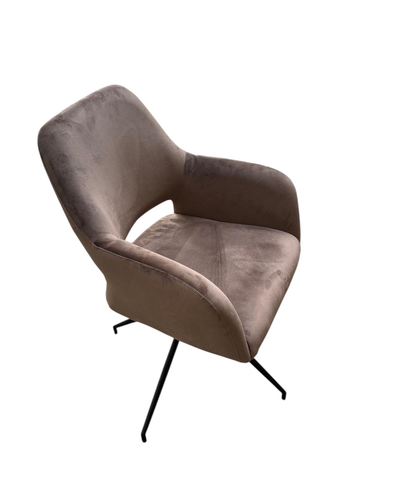 Eetkamerstoel, taupe met zwarte poot  draaibaar