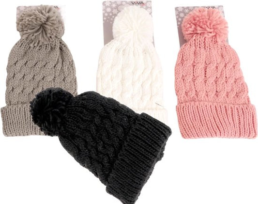 Grijze dames muts gebreide kabel patroon met bobble