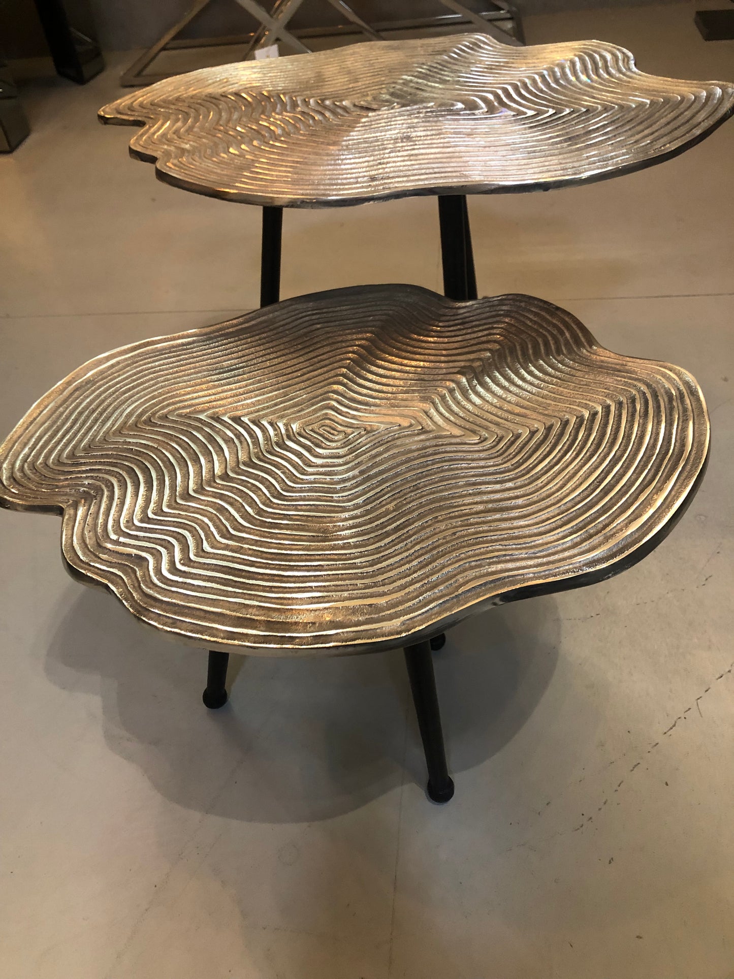 Design salontafel zilver