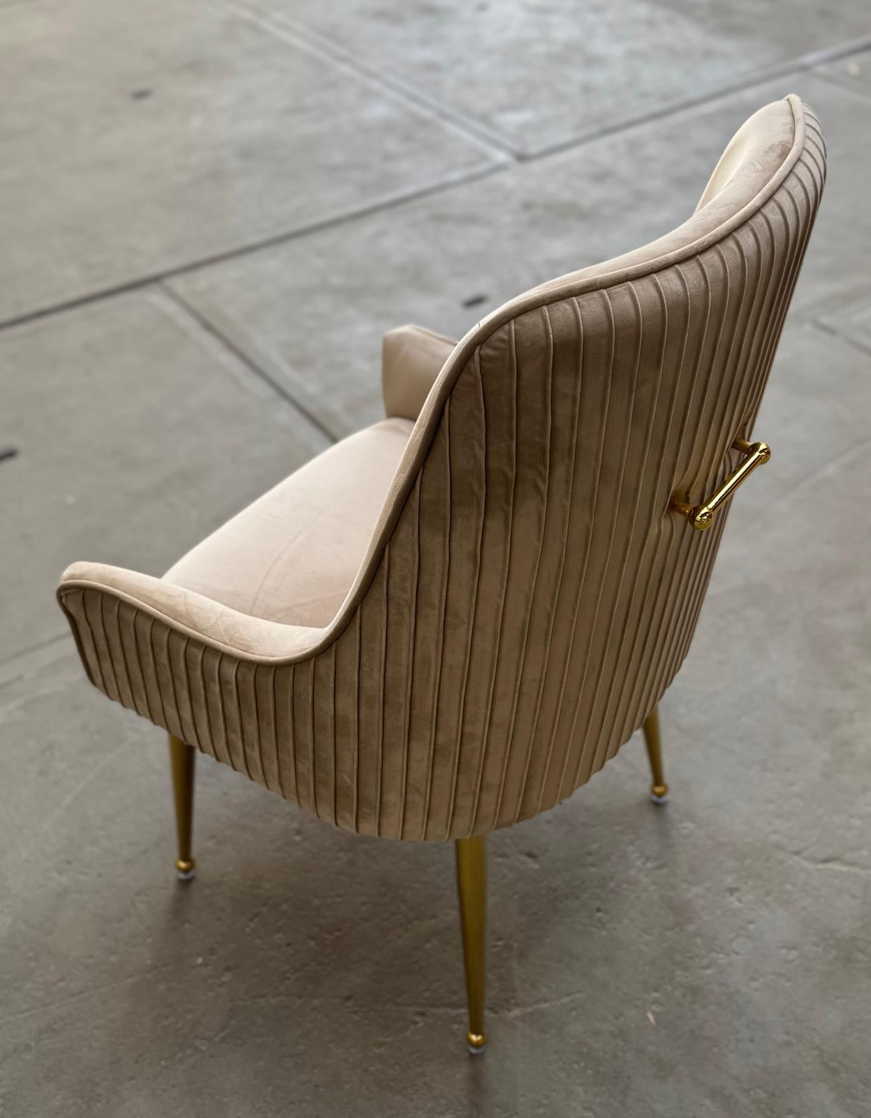 Eetkamerstoel Plise taupe met goud