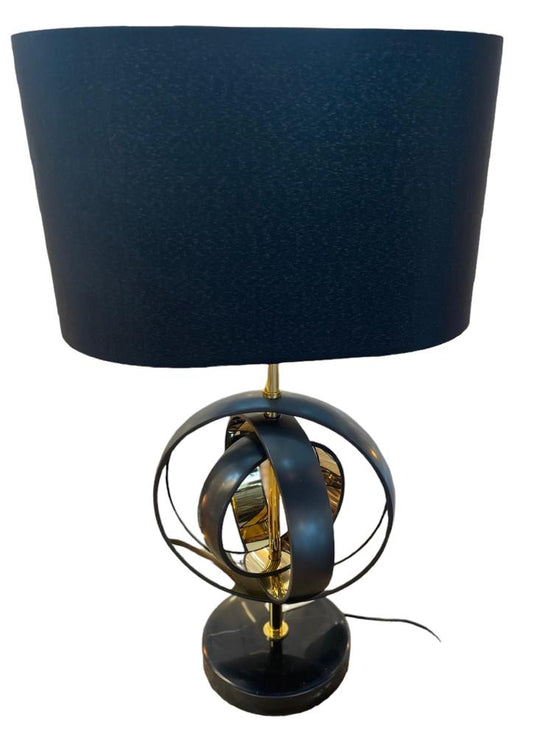 Tafel lamp modern goudkleurig met zwart